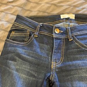 Size 3 stretch Jolt Jeans. Skinny jeans.